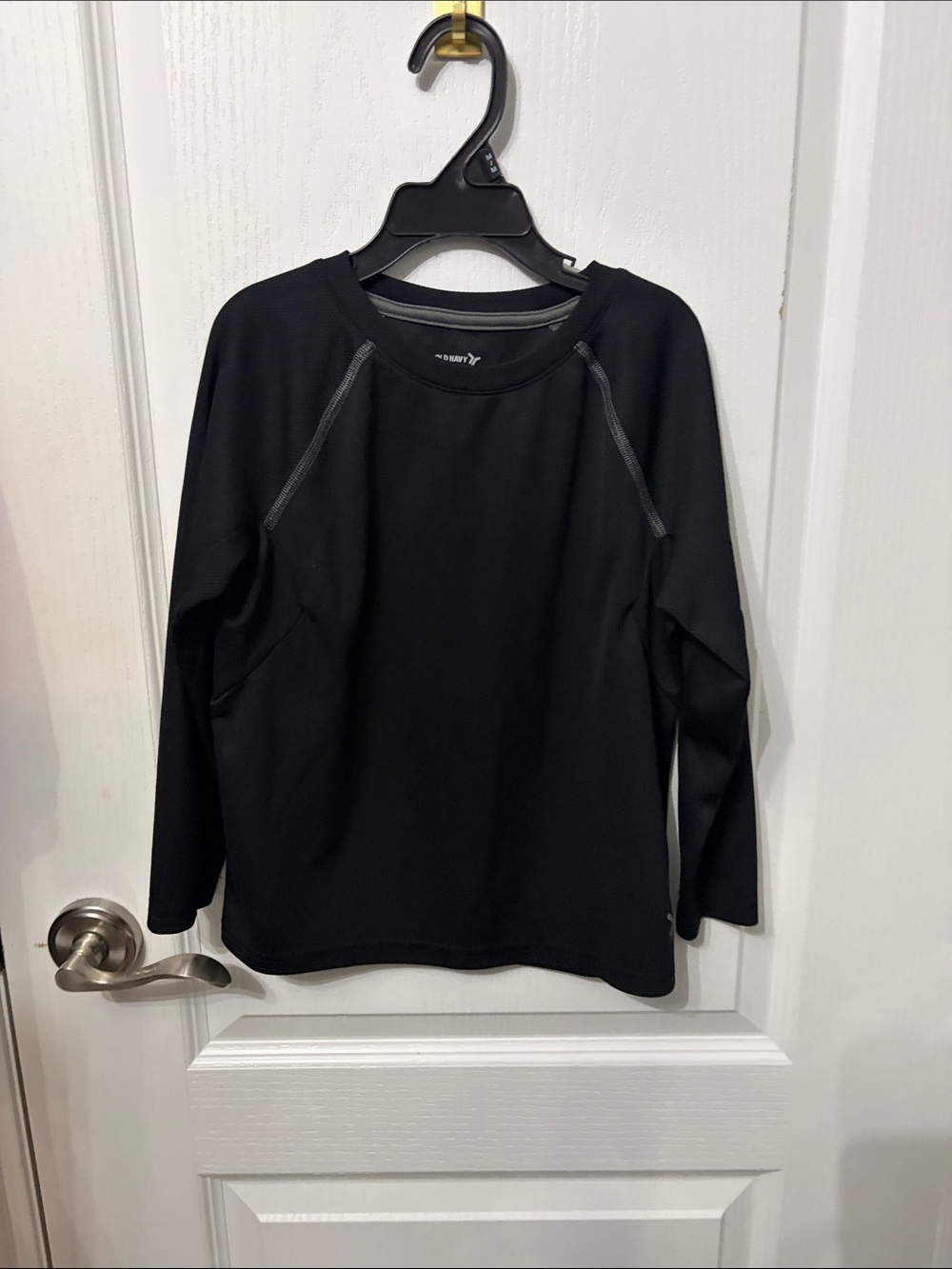 Old Navy Black Long Sleeve Tee with Contrast Stitching